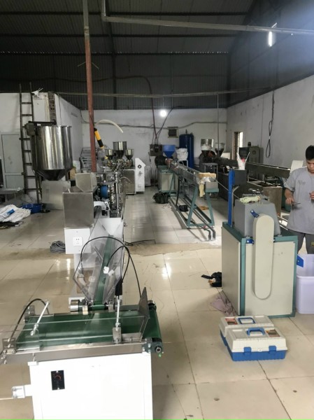 Máy sản xuất ống hút tự động