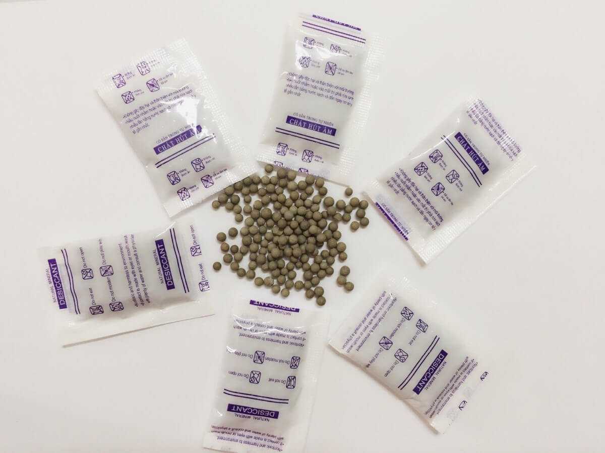 Gói hút ẩm Desiccant 5g 4x6 OPP